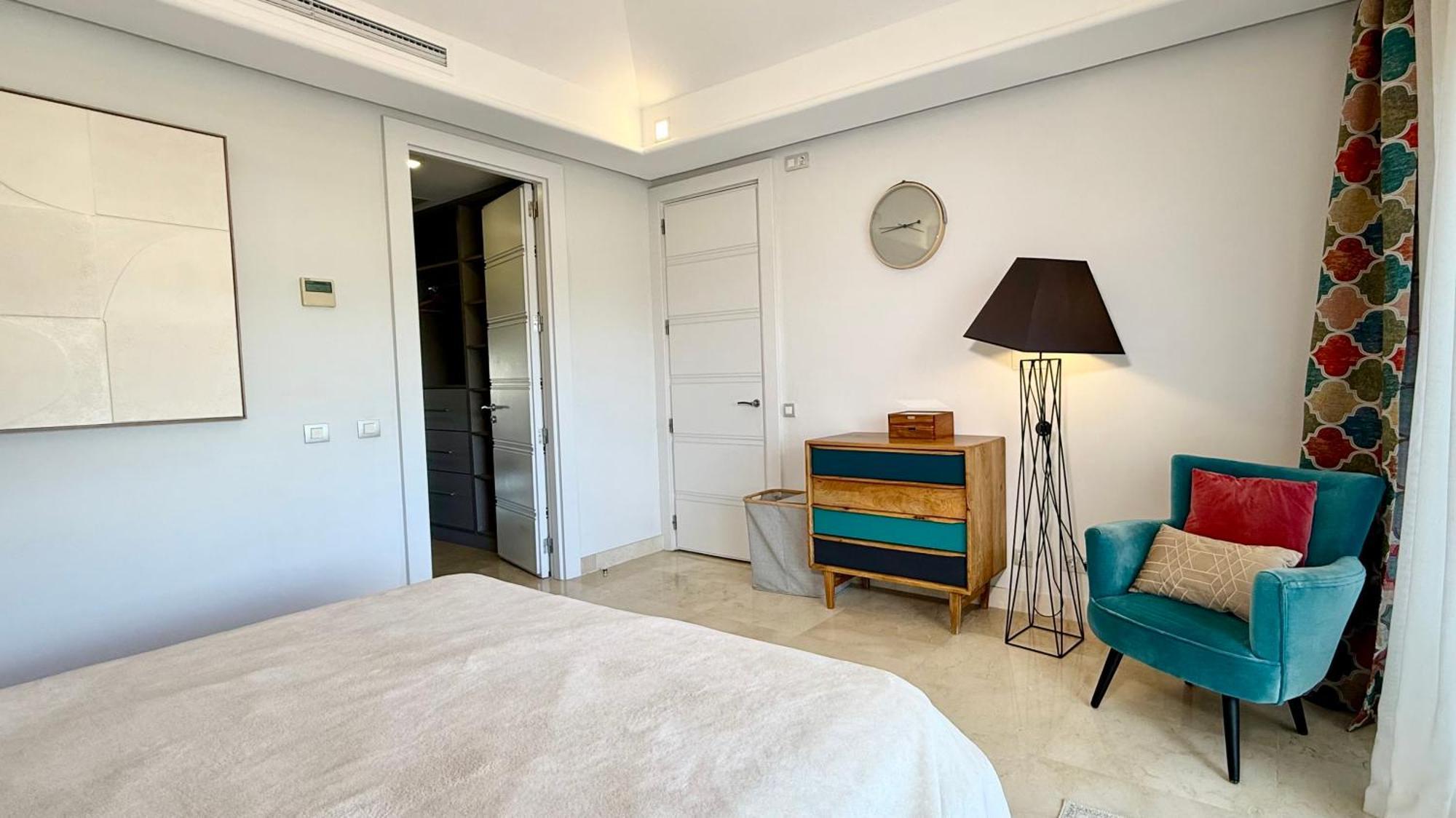 Unique Duplex Penthouse On Golden Mile Appartamento *